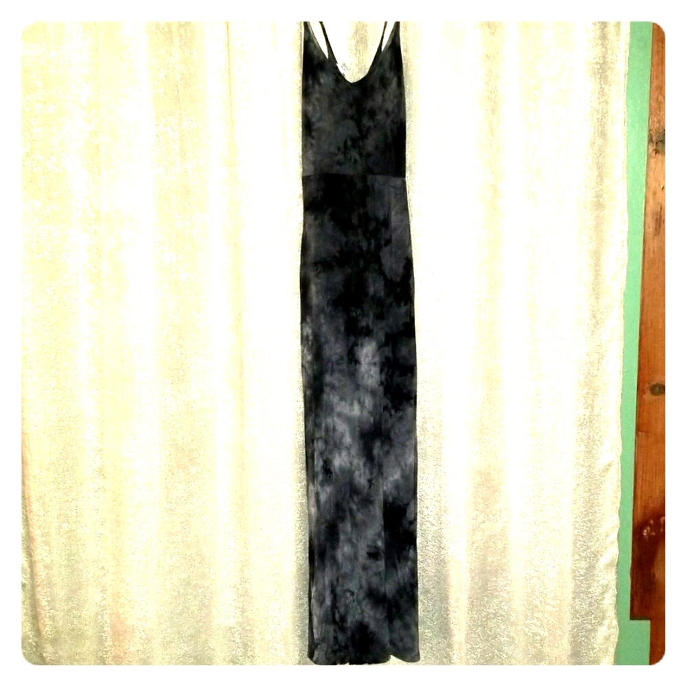 Maxi cross back dress